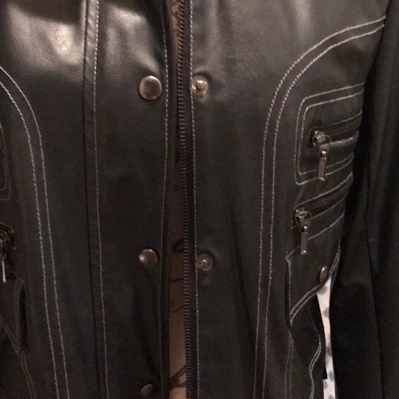 Styled Jacket - Picture 4 of 5